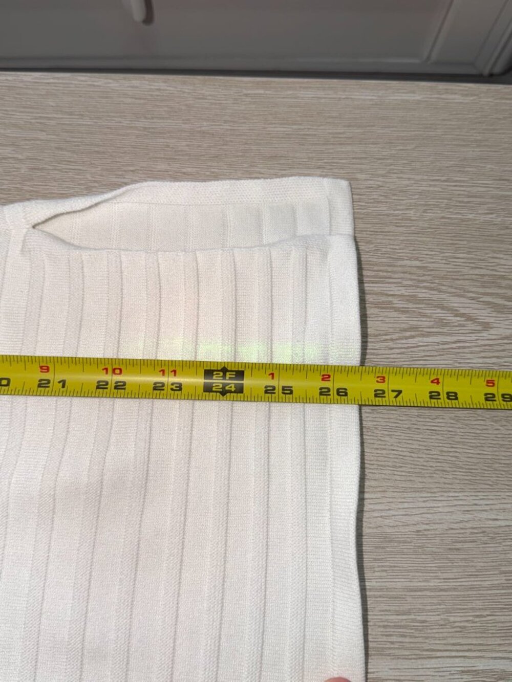White House Black Market Women's M White Textured Top - Picture 6 of 7